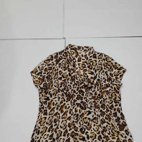 Agora Women's Cheetah Top Short Sleeve side zip Blouse Size XL - Picture 10 of 12